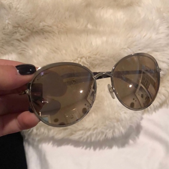 Chanel sunglasses - Picture 1 of 6